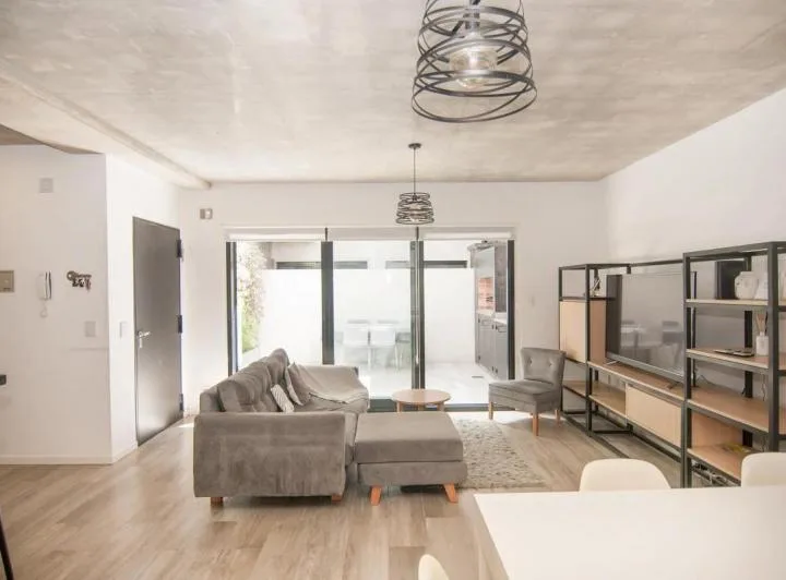 Venta 4 Ambientes 2 Cocheras con Patio y Parrilla Caballito, Financiado, Capital Federal